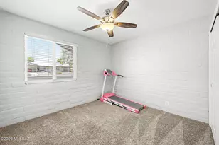 2071 W Merlin Rd, Tucson, AZ 85713 - Photo 24