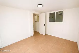 825 W Oahu Ln, Tucson, AZ 85756 - Photo 8