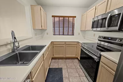 3067 W Country Hill Drive, Tucson, AZ 85742 - Photo 2