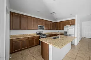 6265 S Desert Peak Dr, Tucson, AZ 85706 - Photo 18