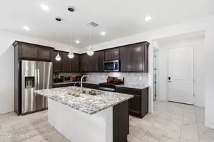 5716 S Bug Springs Loop, Tucson, AZ 85747 - Photo 4