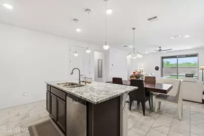 5716 S Bug Springs Loop, Tucson, AZ 85747 - Photo 6
