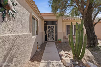 2232 E Sausalito Trail, Oro Valley, AZ 85755 - Photo 2
