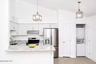 9752 E 1st St, Tucson, AZ 85748 - Photo 8