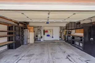 9845 N Meadow Flower Pl, Tucson, AZ 85742 - Photo 24