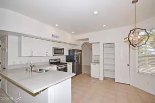 11281 N Chynna Rose Pl, Tucson, AZ 85737 - Photo 12