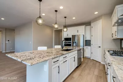 7706 W Sage Path, Marana, AZ 85658 - Photo 6