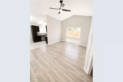 4813 S Windrose Drive, Tucson, AZ 85730 - Photo 16