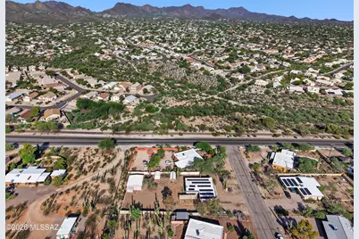 2441 W Wagon Wheels Drive, Tucson, AZ 85745 - Photo 34