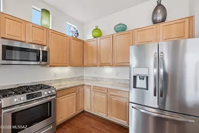 976 W Tenniel Drive, Green Valley, AZ 85614 - Photo 10