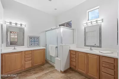 976 W Tenniel Drive, Green Valley, AZ 85614 - Photo 16