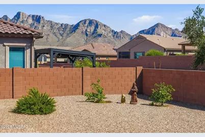 732 E Romsdalen Road, Oro Valley, AZ 85755 - Photo 38