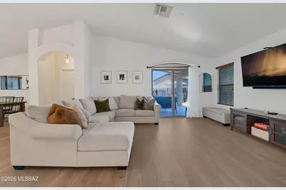 7990 W Sunfire Drive, Tucson, AZ 85743 - Photo 8