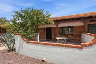 479 S Paseo Madera, Green Valley, AZ 85614 - Photo 2