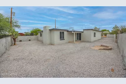 4243 E Los Robles Street, Tucson, AZ 85712 - Photo 32