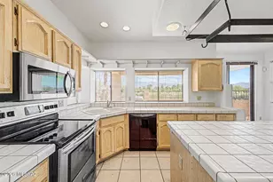 2874 N Marquise Ct, Tucson, AZ 85715 - Photo 16