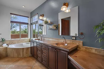 18701 S Copper Cave Drive, Sahuarita, AZ 85629 - Photo 14