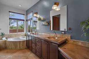 18701 S Copper Cave Dr, Sahuarita, AZ 85629 - Photo 14