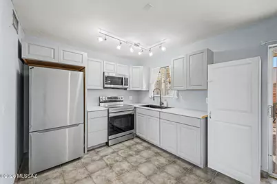 961 N Camino Las Solanas, Tucson, AZ 85710 - Photo 10