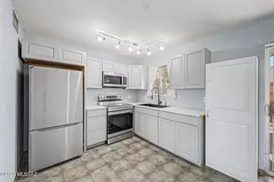 961 N Camino Las Solanas, Tucson, AZ 85710 - Photo 10