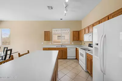 2428 E Big View Drive, Oro Valley, AZ 85755 - Photo 12