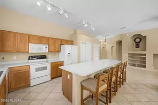 2428 E Big View Dr, Oro Valley, AZ 85755 - Photo 10