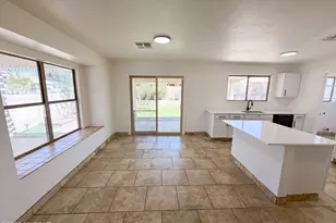 5596 W Cortaro Crossing Dr, Tucson, AZ 85742 - Photo 6