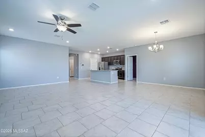 11710 W Tom Henry Way, Marana, AZ 85653 - Photo 12