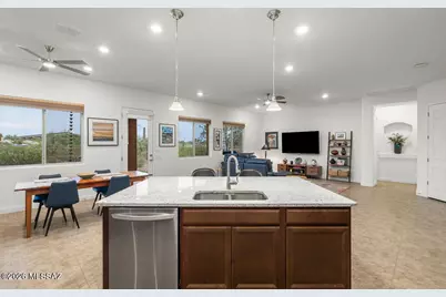 887 S Castar Drive, Tucson, AZ 85745 - Photo 22