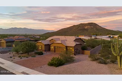 887 S Castar Drive, Tucson, AZ 85745 - Photo 1