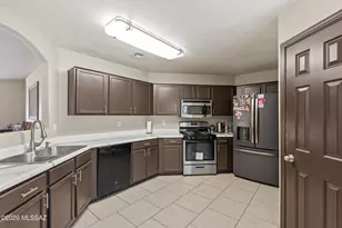 2129 W Splitwood Pl, Tucson, AZ 85745 - Photo 10
