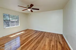 1011 E Halcyon Rd, Tucson, AZ 85719 - Photo 8