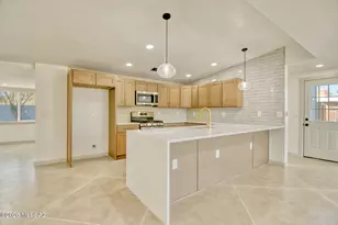 7022 East 5th Street, Tucson, AZ 85710 - Photo 4