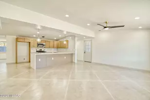 7022 East 5th Street, Tucson, AZ 85710 - Photo 2