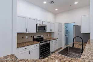 2018 E River Rd, Tucson, AZ 85718 - Photo 4