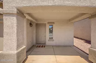 33905 S Bronco Dr, Red Rock, AZ 85145 - Photo 2