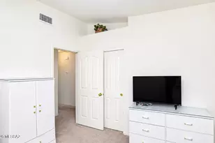 8273 E Sundew Dr, Tucson, AZ 85710 - Photo 24