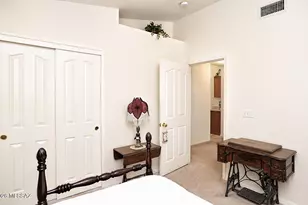 8273 E Sundew Dr, Tucson, AZ 85710 - Photo 20