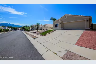3671 W Arrowwood Place, Tucson, AZ 85741 - Photo 2