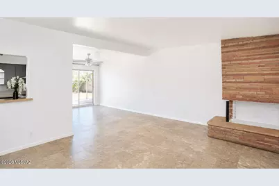 5743 E 10th Street, Tucson, AZ 85711 - Photo 12