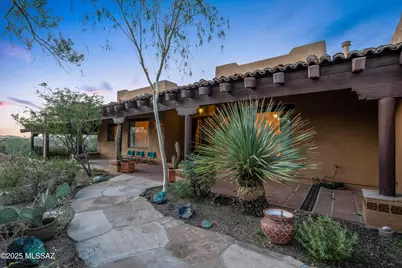 5480 W Sharpshooter Court, Tucson, AZ 85743 - Photo 2