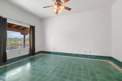 5480 W Sharpshooter Court, Tucson, AZ 85743 - Photo 12