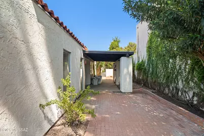 7305 E Cascada Circle, Tucson, AZ 85715 - Photo 6