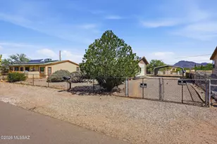 6716 W Lazy H, Tucson, AZ 85757 - Photo 2