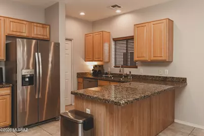 10687 E Ottoman Drive, Tucson, AZ 85747 - Photo 12