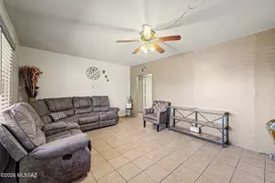 2826 E Rickey Vista, Tucson, AZ 85713 - Photo 8