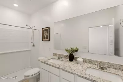 10473 W Kerrigan Lane, Marana, AZ 85653 - Photo 22