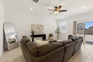 10473 W Kerrigan Ln, Marana, AZ 85653 - Photo 8