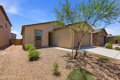 10473 W Kerrigan Lane, Marana, AZ 85653 - Photo 4