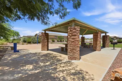 10473 W Kerrigan Lane, Marana, AZ 85653 - Photo 40